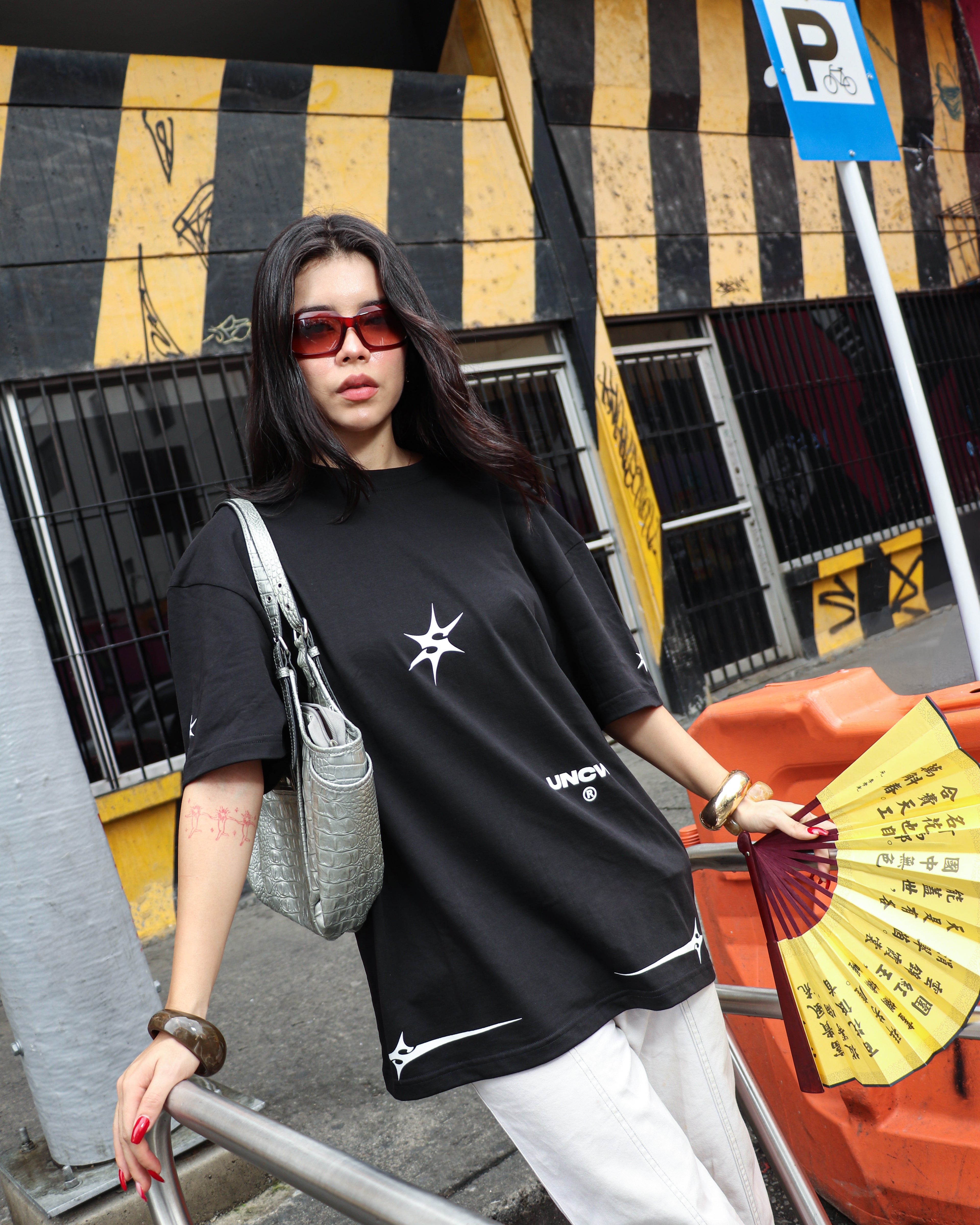 STAR T-SHIRT