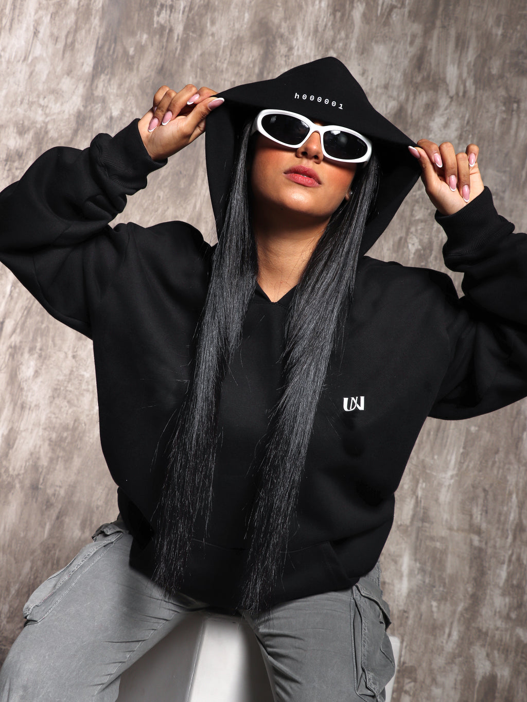 ESSENCE MAJESTY 001 HOODIE